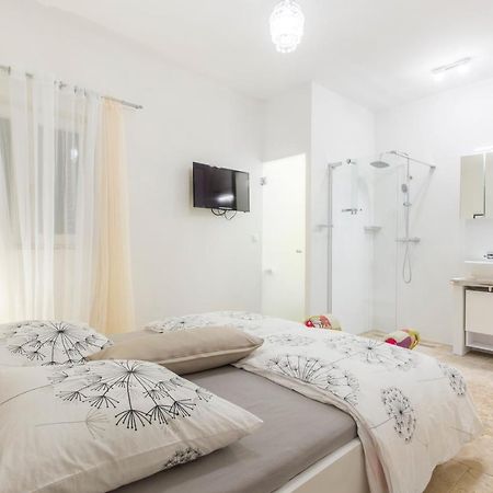 Appartement Dalmata Lounge à Starigrad Paklenica Extérieur photo