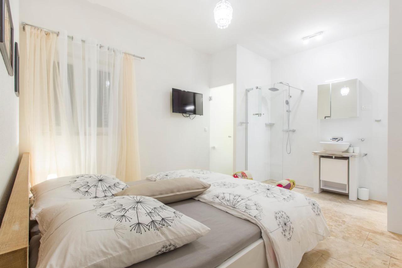 Appartement Dalmata Lounge à Starigrad Paklenica Extérieur photo