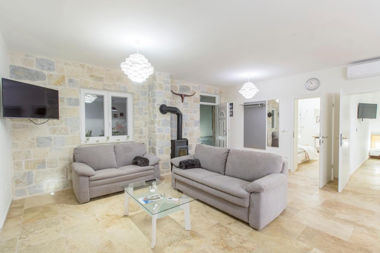 Appartement Dalmata Lounge à Starigrad Paklenica Extérieur photo