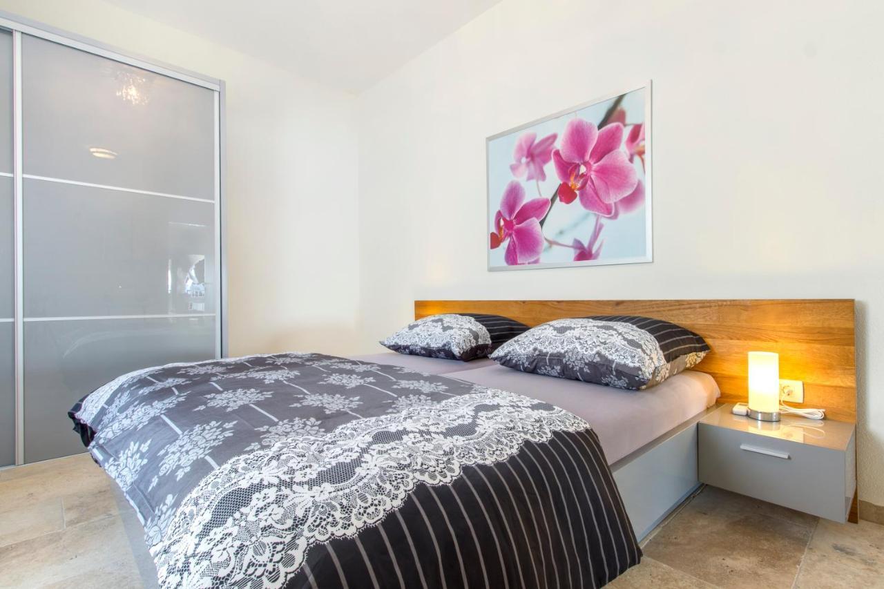 Appartement Dalmata Lounge à Starigrad Paklenica Extérieur photo