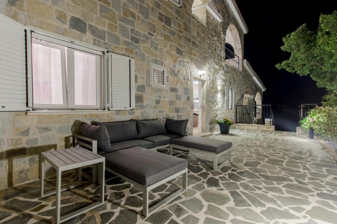 Appartement Dalmata Lounge à Starigrad Paklenica Extérieur photo