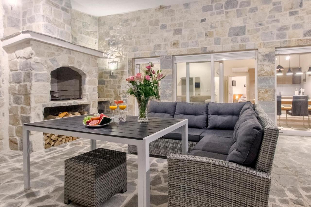 Appartement Dalmata Lounge à Starigrad Paklenica Extérieur photo