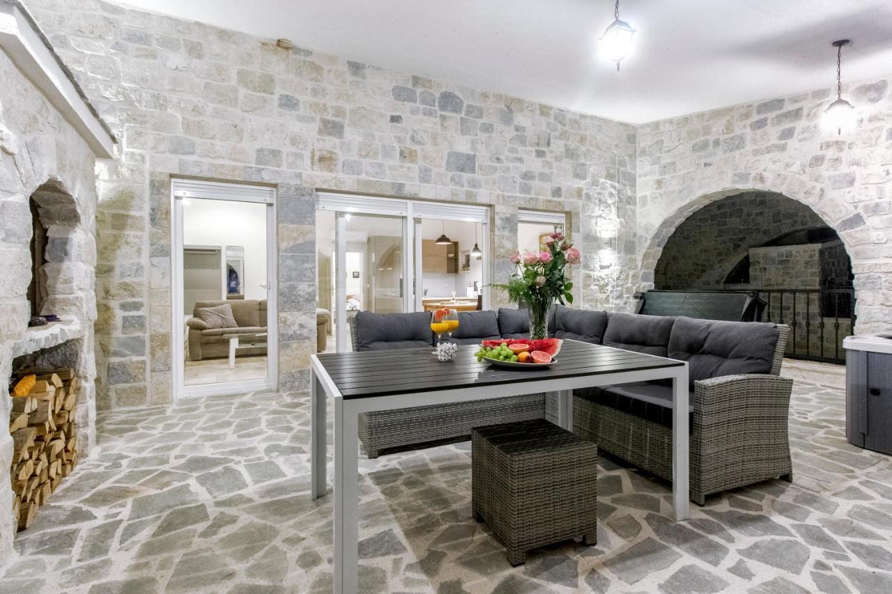 Appartement Dalmata Lounge à Starigrad Paklenica Extérieur photo