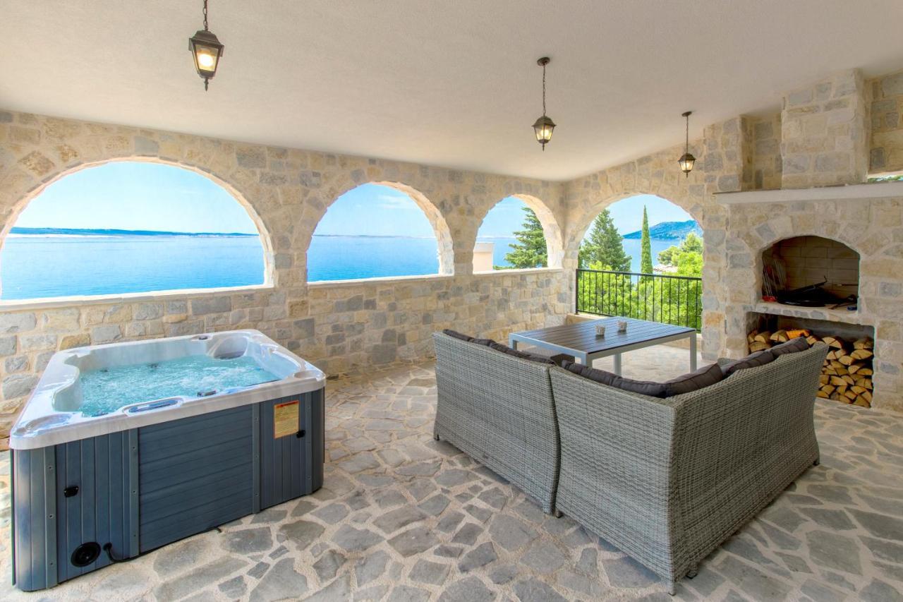 Appartement Dalmata Lounge à Starigrad Paklenica Extérieur photo